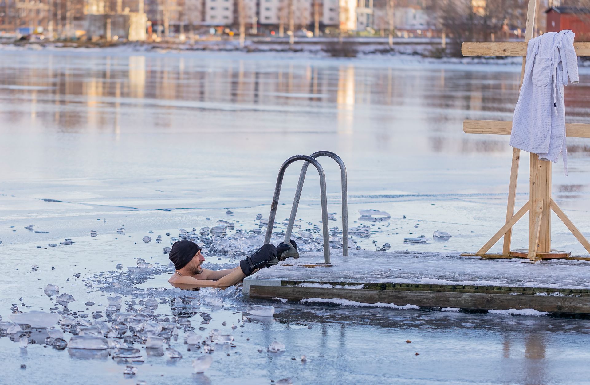 Cold plunge and winter wellness water ritual